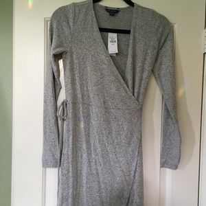 AE grey wrap sweater dress. Size XS. New with tags
